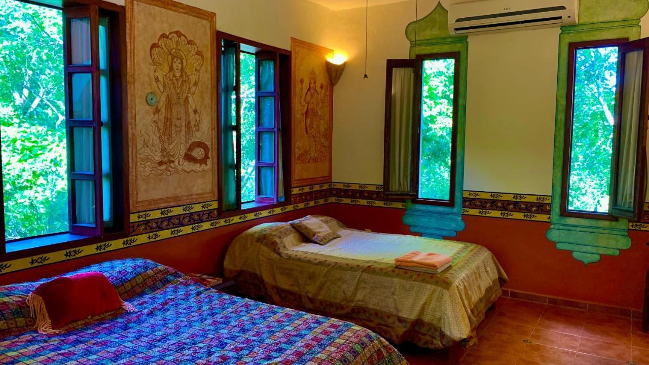 Gardenhotel Macan Che B&B Izamal Exterior photo